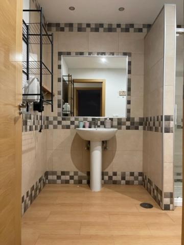 Apartamentos Turisticos Los Barruecos Caces Dış mekan fotoğraf